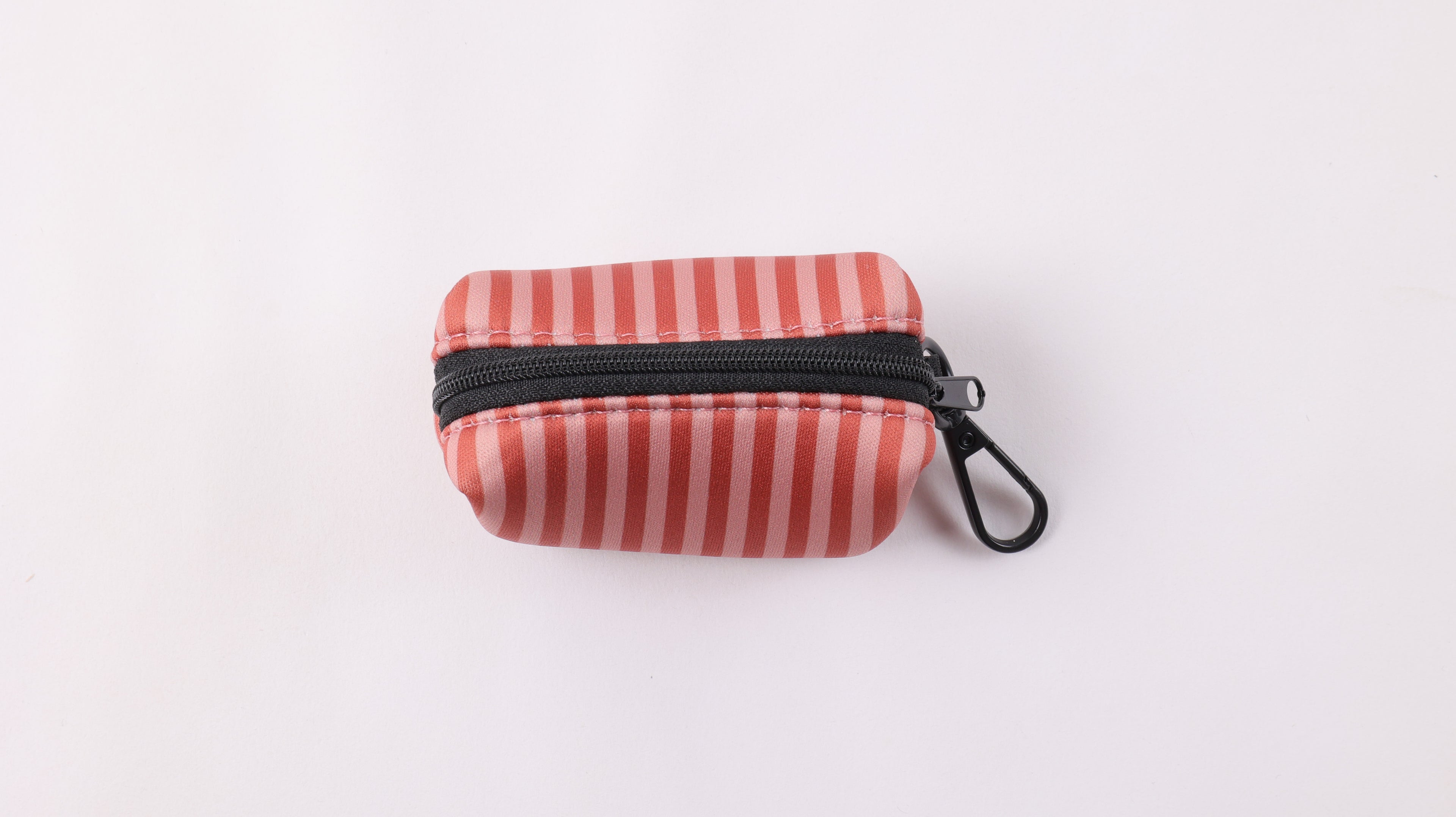 Porte-sac pour chien en néoprène fait main – Pratique, léger et résistant – Rêve chocolat